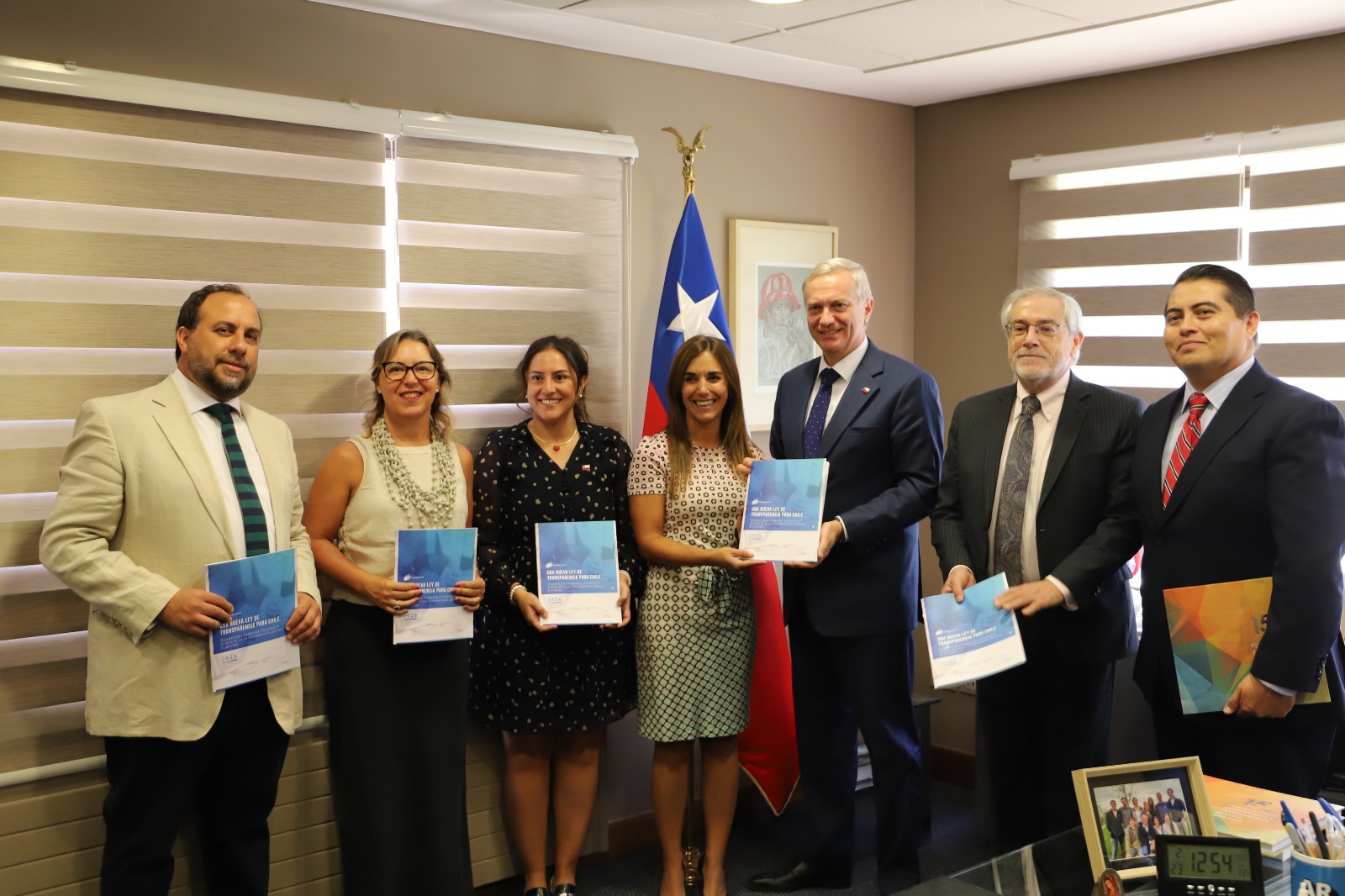 CPLT presenta al presidente electo propuesta de nueva Ley de ...